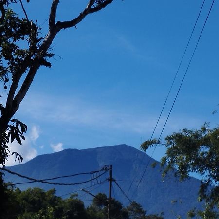 Mando Homestay III Bukittinggi Exterior foto